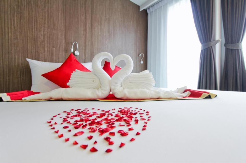 Patong Elegancy Sansabai Hotel מראה חיצוני תמונה