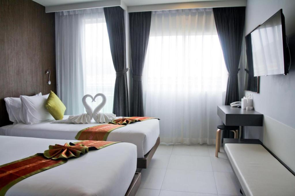 Patong Elegancy Sansabai Hotel מראה חיצוני תמונה