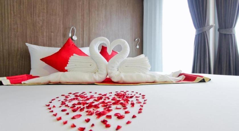 Patong Elegancy Sansabai Hotel מראה חיצוני תמונה